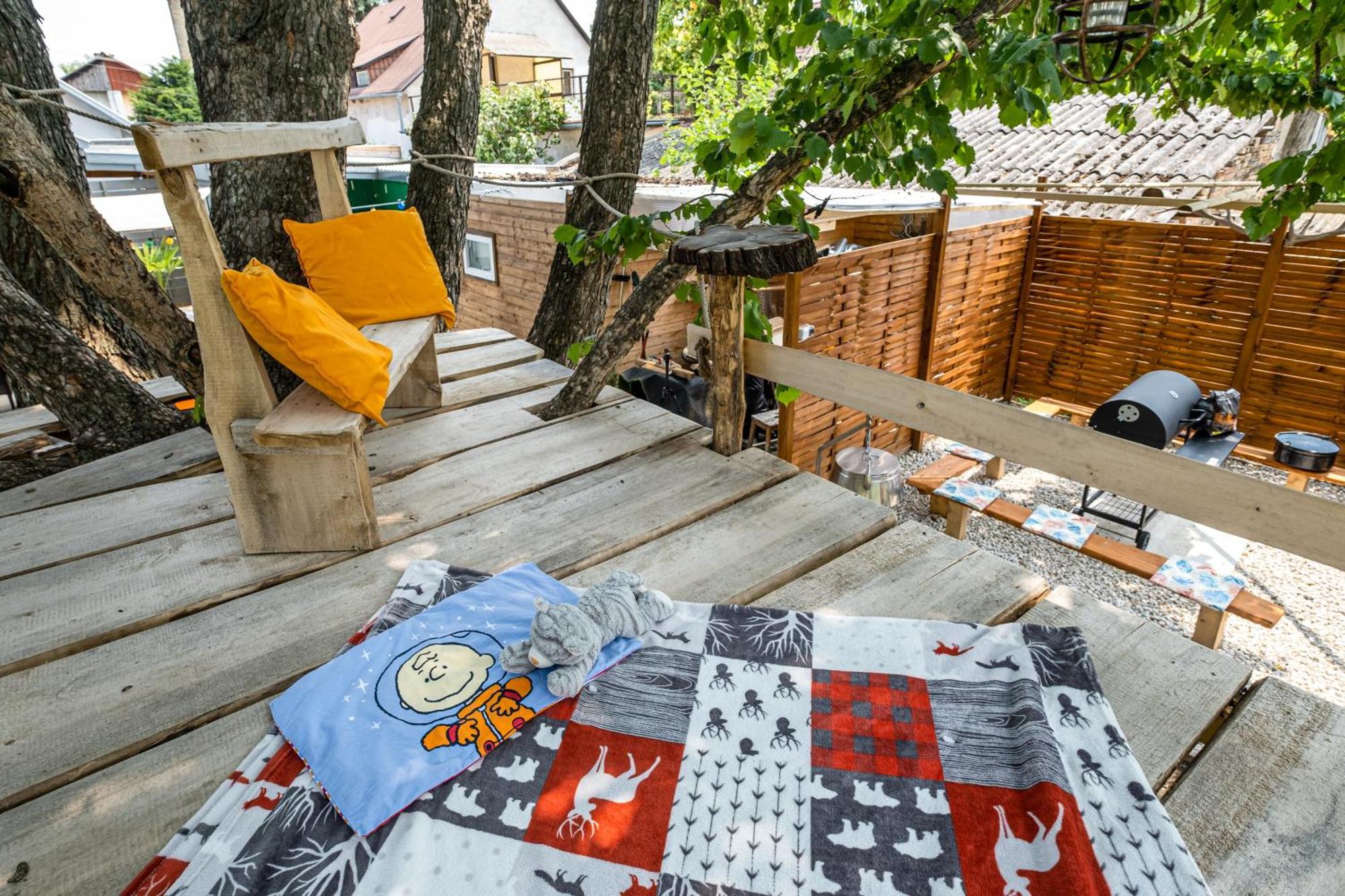 Szuerke Vendeghaz Balatonkenesen Lägenhet Exteriör bild
